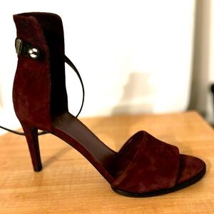 NORDSTROM VINCE Giustina Ankle Strap Open Toe Sandal